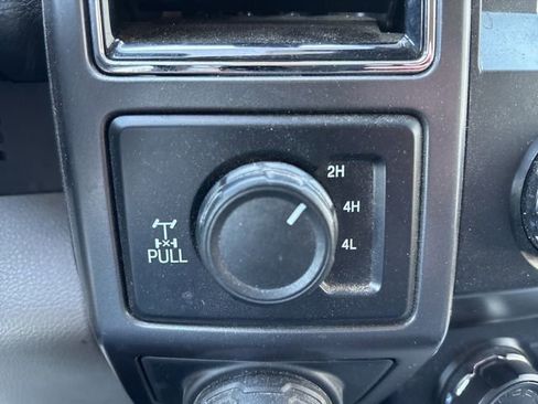 Used 2019 Ford F150 XLT w/ Equipment Group 302A Luxury AWD/4WD image 14