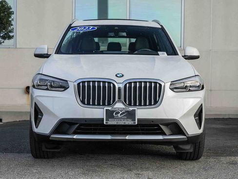 Used 2023 BMW X3 xDrive30i w/ Premium Package image 2