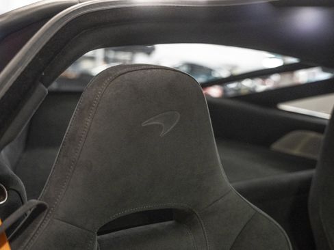 Used 2019 McLaren 720S image 36