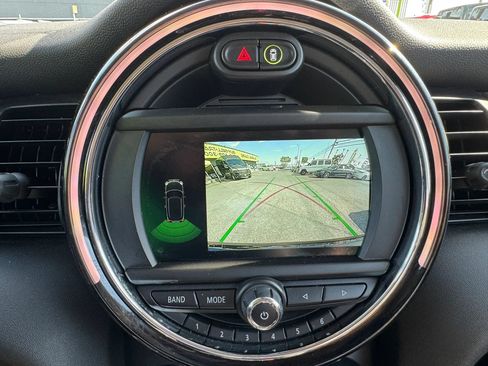 Used 2021 MINI Cooper 2-Door Hardtop FWD image 15