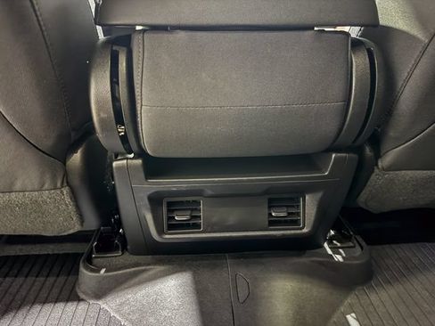 Used 2023 Chevrolet Silverado 2500 LT AWD/4WD image 21