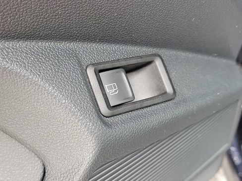 Used 2023 Volkswagen Taos S FWD image 18