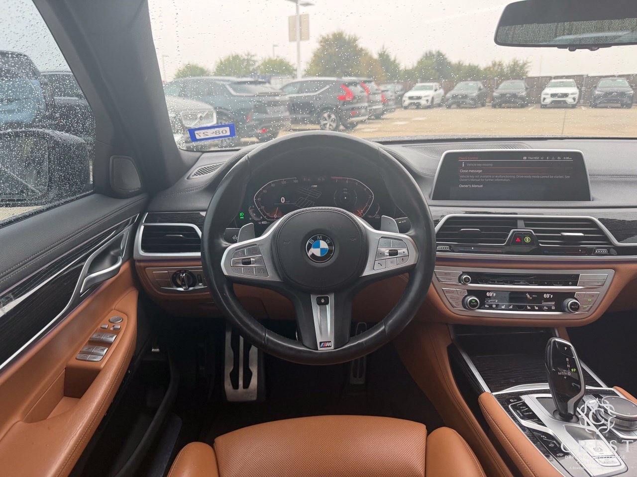 Used 2022 BMW 740i w/ M Sport Package RWD image 15