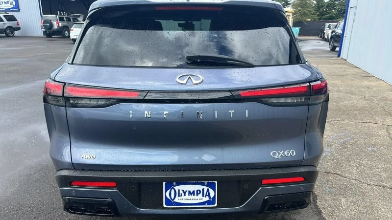 Used 2023 INFINITI QX60 Luxe AWD/4WD image 10