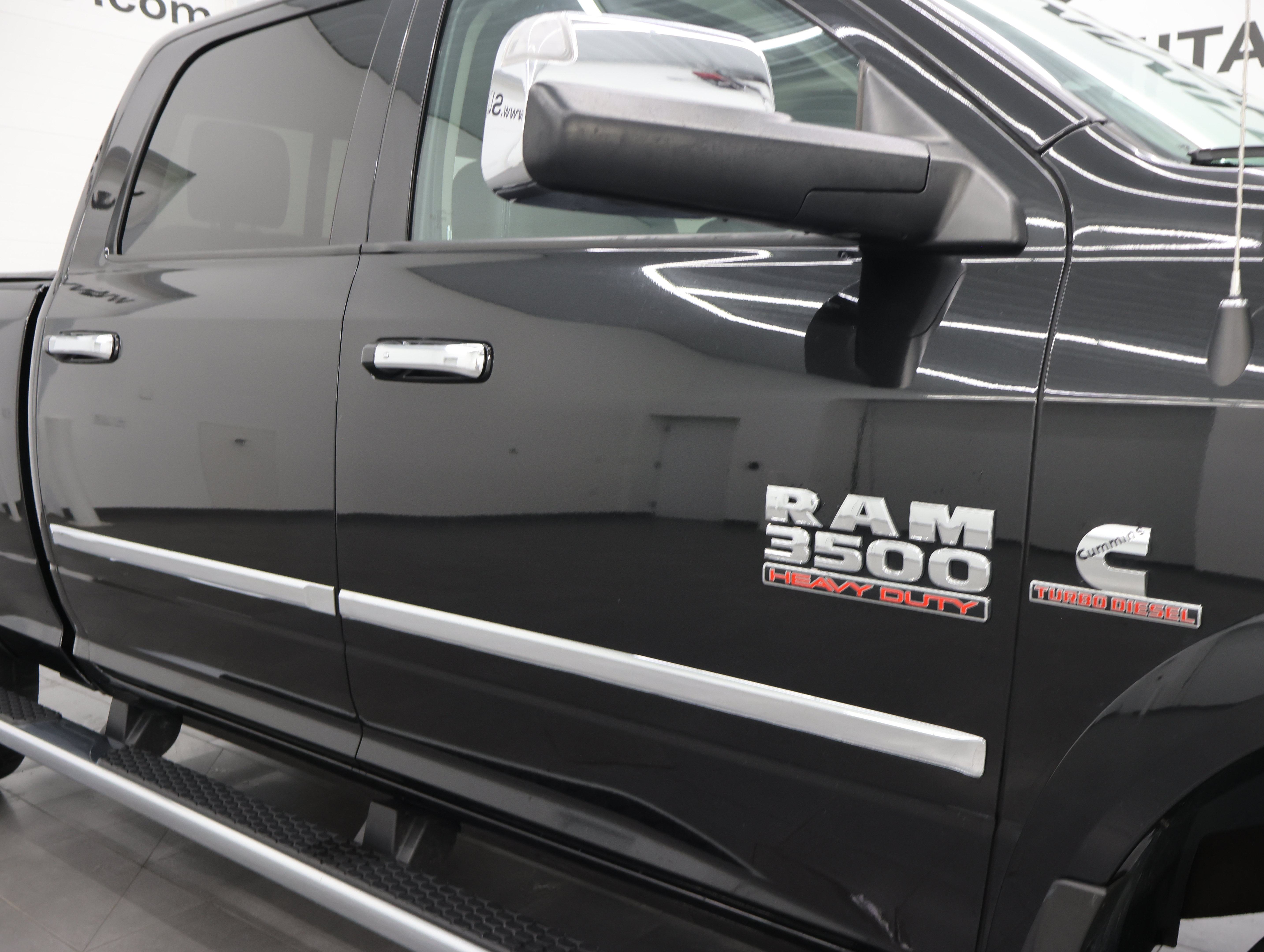 Used 2016 RAM 3500 Laramie AWD/4WD image 26