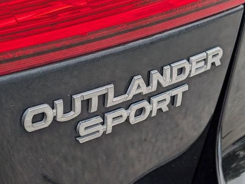 Used 2018 Mitsubishi Outlander Sport ES image 15