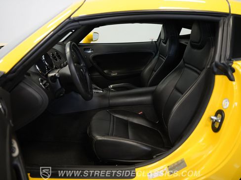 Used 2009 Pontiac Solstice Coupe w/ Premium Package image 3