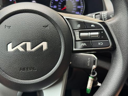 Used 2024 Kia Forte LXS FWD image 20