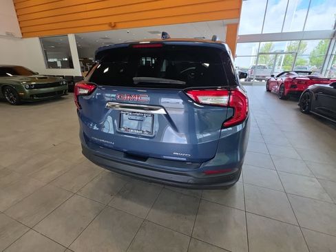 Used 2024 GMC Terrain SLE w/ Driver Convenience Package AWD/4WD image 9