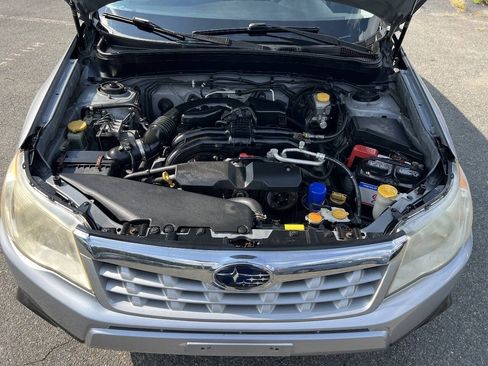Used 2013 Subaru Forester 2.5X AWD/4WD image 33