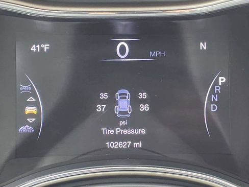 Used 2016 Jeep Grand Cherokee Limited w/ Luxury Group II image 20