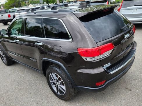 Used 2017 Jeep Grand Cherokee Limited w/ Luxury Group II image 12