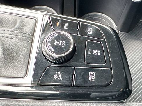 Used 2024 Kia Sportage SX AWD/4WD image 40