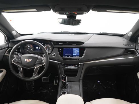 Used 2022 Cadillac XT5 Sportv w/ Technology Package AWD/4WD image 13