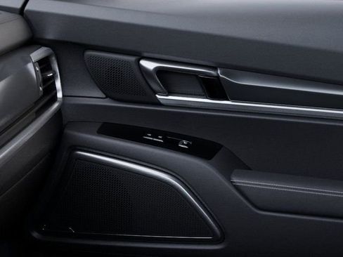 New 2025 Kia Telluride LX FWD image 25