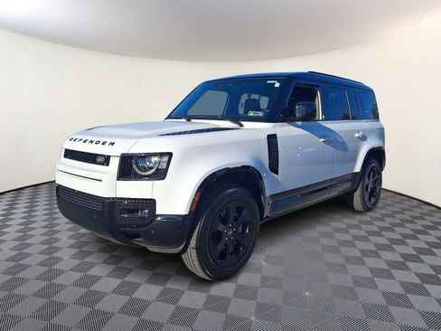 Used 2023 Land Rover Defender 110 X-Dynamic SE image 1