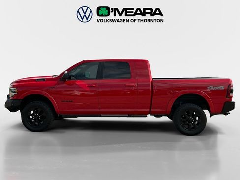 Used 2022 RAM 2500 Laramie AWD/4WD image 2