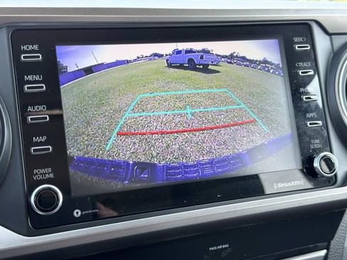 Used 2023 Toyota Tacoma SR5 RWD image 31