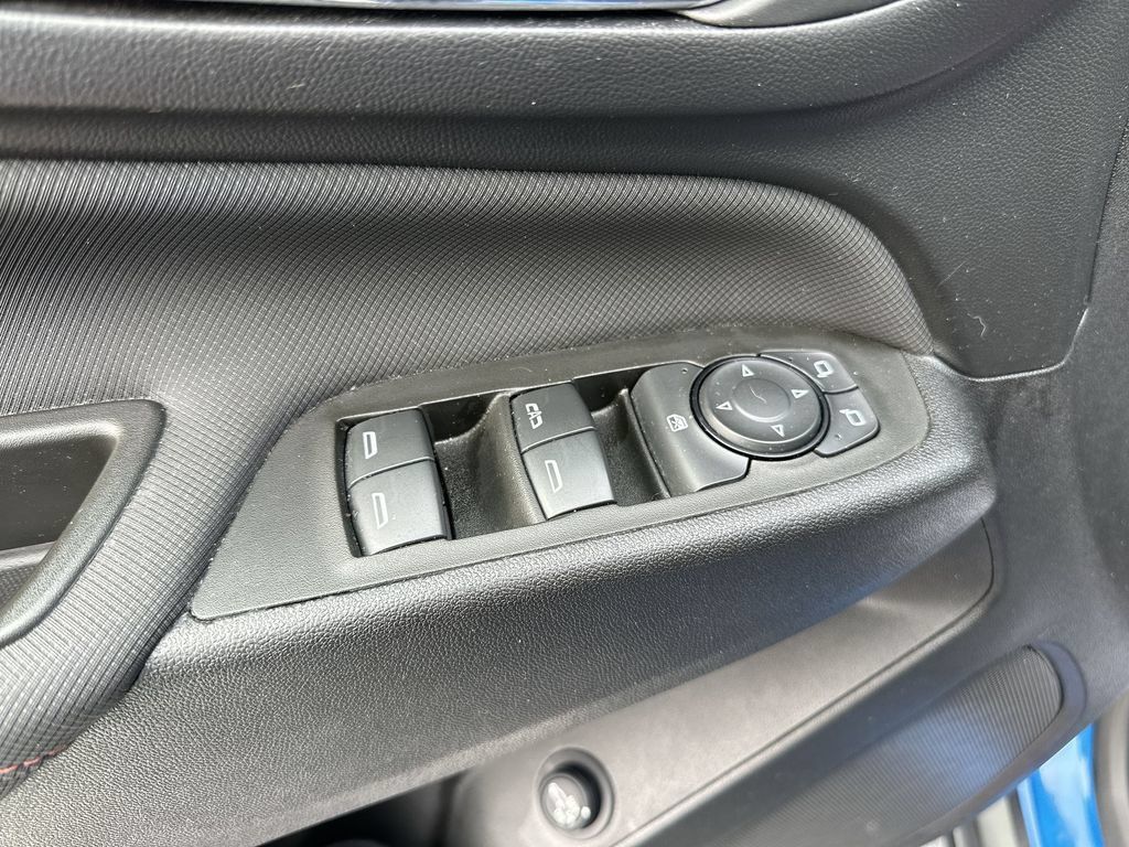Used 2024 Chevrolet Equinox RS AWD/4WD image 13