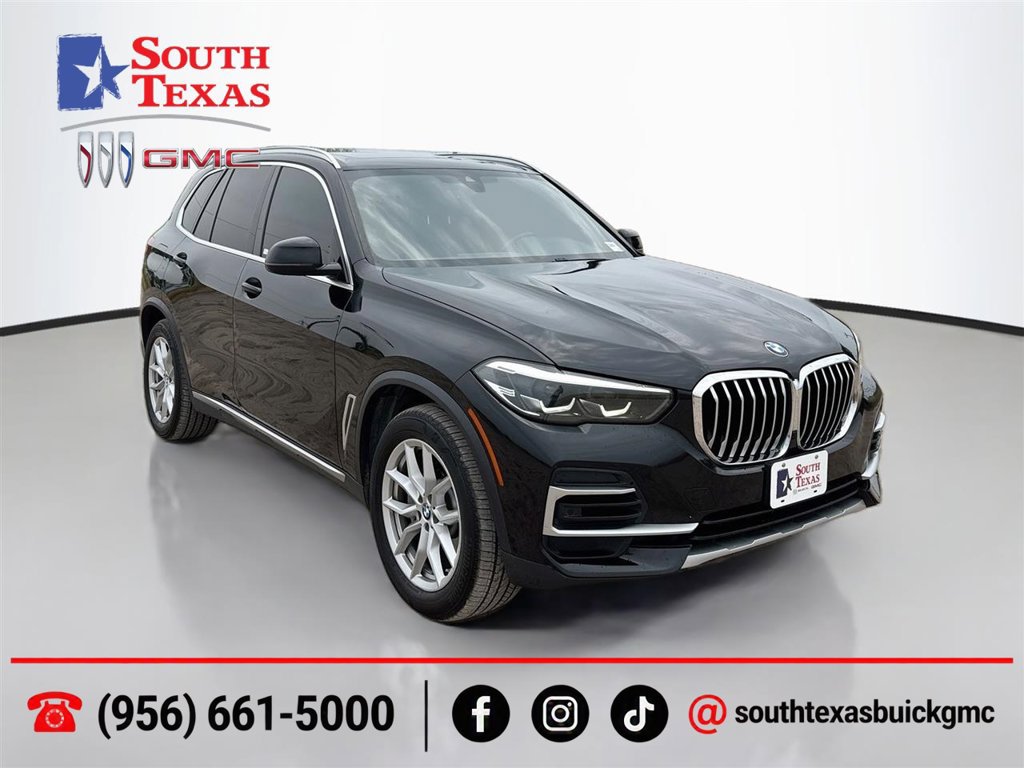 Used 2022 BMW X5 xDrive40i AWD/4WD image 1
