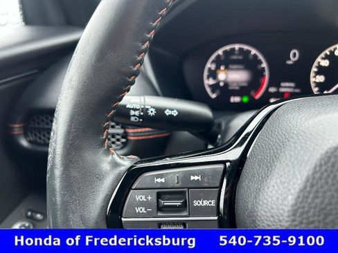 Used 2025 Honda HR-V Sport image 16