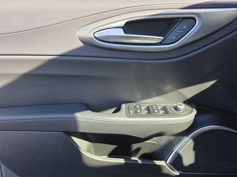 Used 2022 Alfa Romeo Giulia Veloce image 24