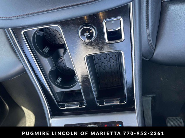 Used 2020 Lincoln Aviator AWD w/ Class IV Trailer Tow Package image 24
