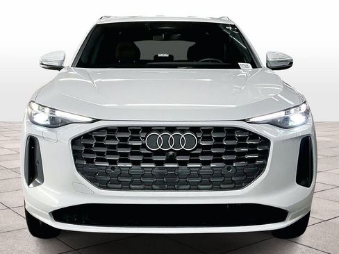 Used 2025 Audi Q5 Premium Plus w/ Premium Plus image 3