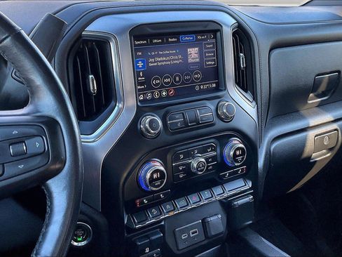 Used 2020 GMC Sierra 1500 Elevation w/ Elevation Value Package image 6