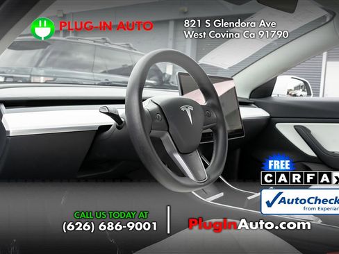 Used 2020 Tesla Model 3 Standard Range Plus RWD image 6