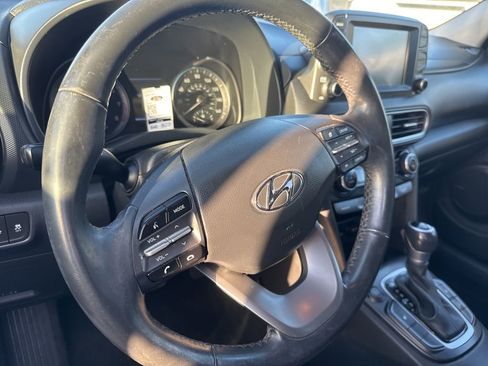 Used 2020 Hyundai Kona Limited image 8