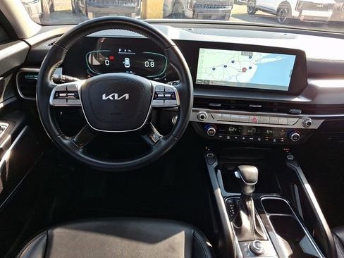 Used 2024 Kia Telluride S image 12