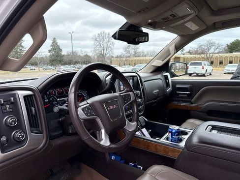 Used 2017 GMC Sierra 1500 SLT image 8