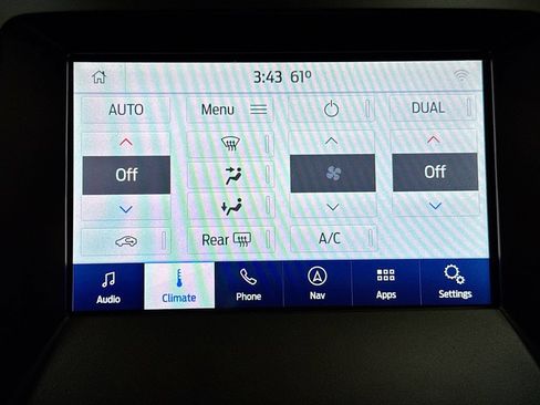 Used 2020 Ford Edge Titanium w/ Equipment Group 301A FWD image 19