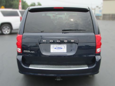 Used 2013 Dodge Grand Caravan SE FWD image 8