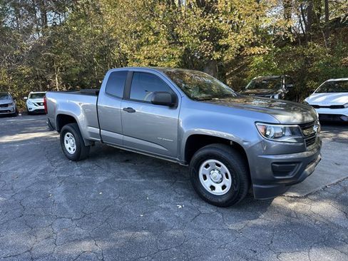 Used 2018 Chevrolet Colorado W/T w/ WT Convenience Package image 4