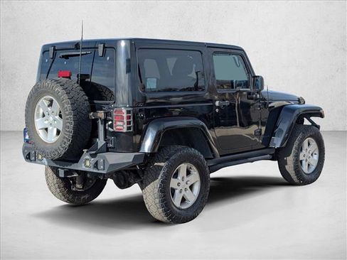 Used 2015 Jeep Wrangler Sahara image 5