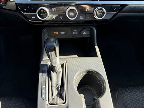 Used 2022 Honda Civic EX image 29