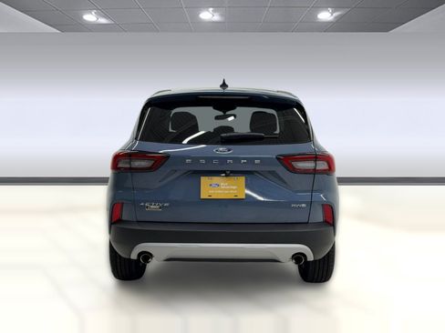 Certified 2024 Ford Escape Active AWD/4WD image 8