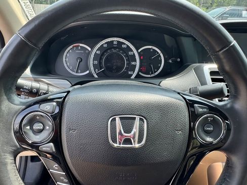 Used 2017 Honda Accord EX-L image 15