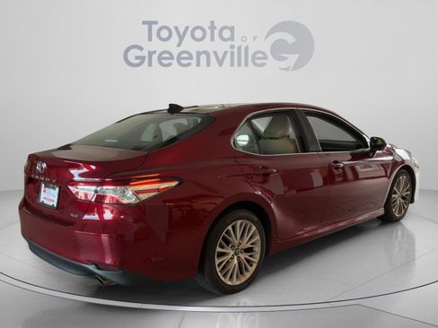 Used 2018 Toyota Camry XLE w/ Driver Assist Package FWD image 6