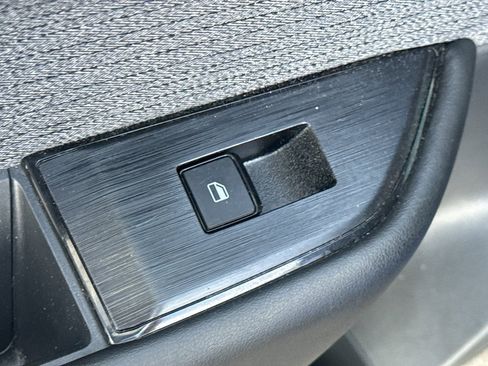 Certified 2023 Nissan Rogue S image 30