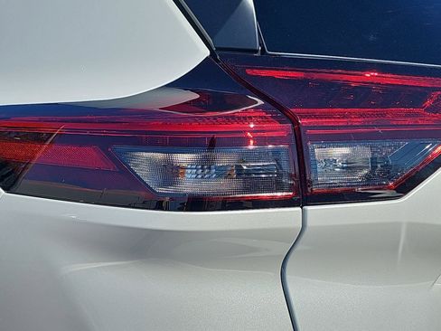New 2026 Nissan Rogue SV w/ Cold Weather Package FWD image 34