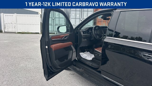 Certified 2023 GMC Yukon Denali Ultimate AWD/4WD image 13