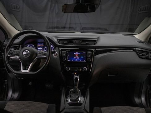 Used 2020 Nissan Rogue Sport SV w/ All-Weather Package image 15