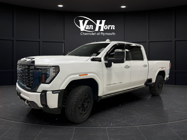 Used 2024 GMC Sierra 3500 Denali Ultimate AWD/4WD image 3