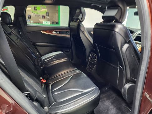 Used 2016 Lincoln MKX Select w/ Select Plus Package image 23