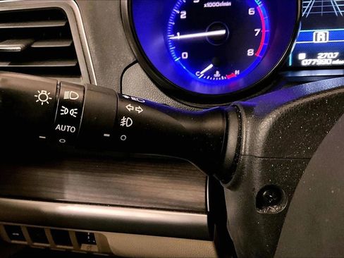 Used 2015 Subaru Legacy 2.5i Limited image 31