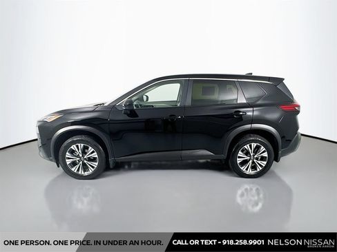 Used 2023 Nissan Rogue SV AWD/4WD image 8