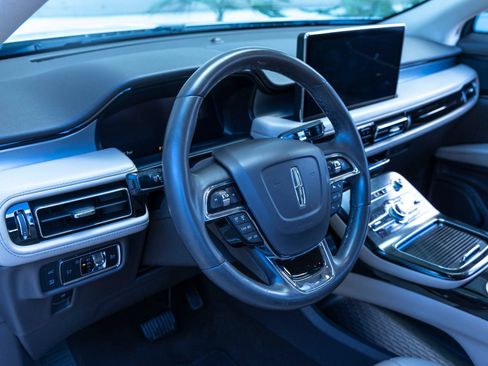 Used 2021 Lincoln Nautilus AWD w/ Equipment Group 101A image 16